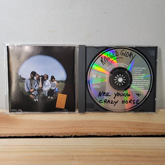 CD Neil Young & Crazy Horse - Ragged Glory - Picture 2 of 5